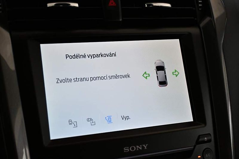 Ford Mondeo (2022) 2.0 LED SONY ACC Tažné 8AT ECO - fotka 18 z 38