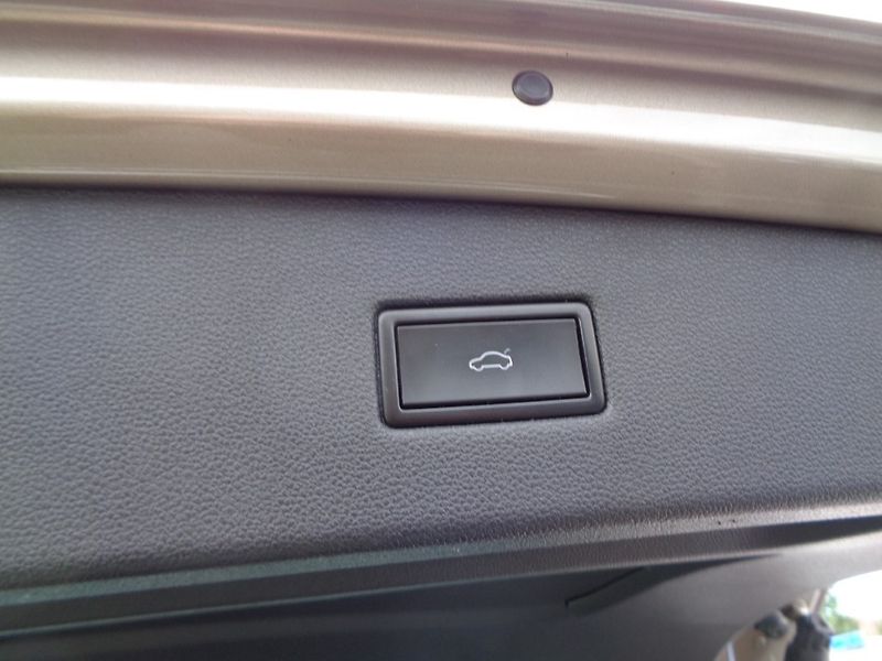 Seat Tarraco 2.0 TDI Excellence 4x4 DSG 110 - fotka 29 z 30