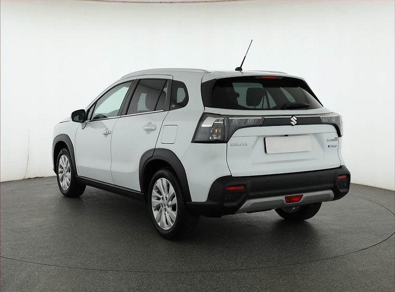 Suzuki SX4 S-Cross (2022) 1.4 BoosterJet - fotka 4 z 19