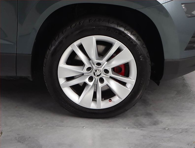 Škoda Karoq (2019) 2.0 TDI, Serv.kniha, Navi - fotka 14 z 21