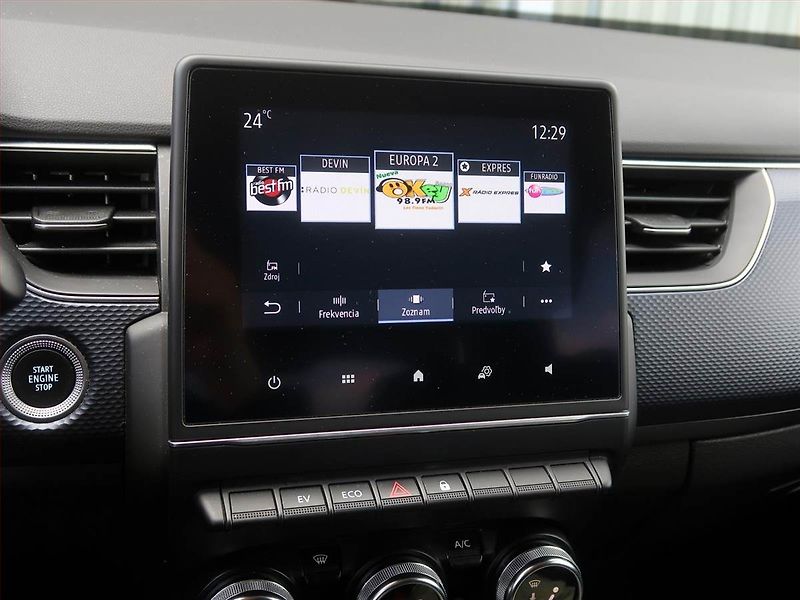 Renault Arkana (2022) E-Tech - fotka 12 z 17