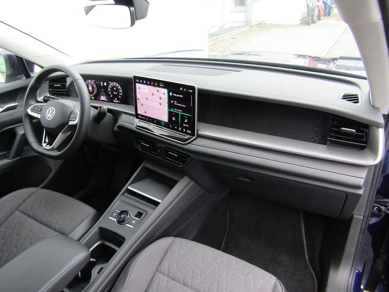 Volkswagen Tayron (2025) People 1,5 TSI 150 KW - fotka 19 z 30