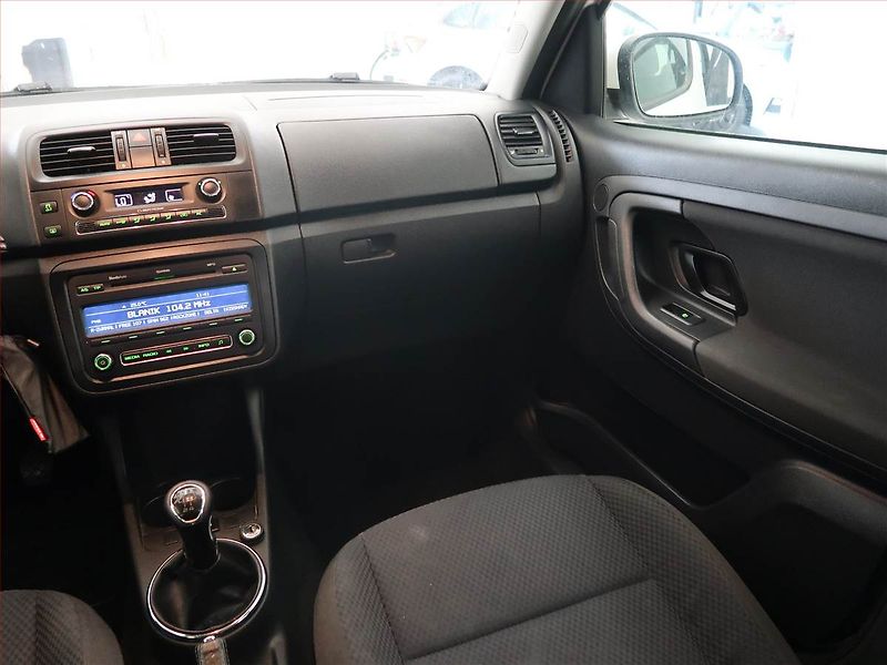 Škoda Roomster (2010) Elegance 1.2 TSI, Serv.kniha - fotka 8 z 13