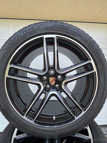 Porsche Zimní sada kol Porsche  - fotka 3 z 5