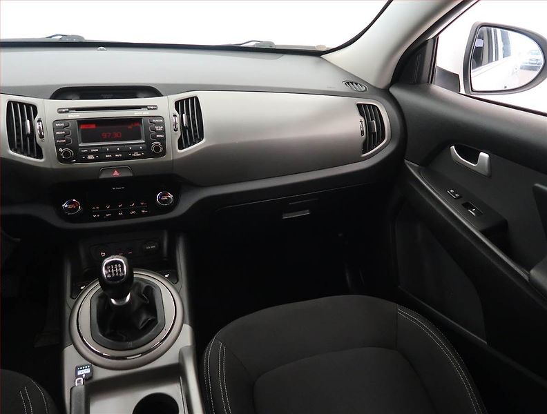 Kia Sportage (2015) 1.6 GDI, LPG, Tempomat - fotka 8 z 23