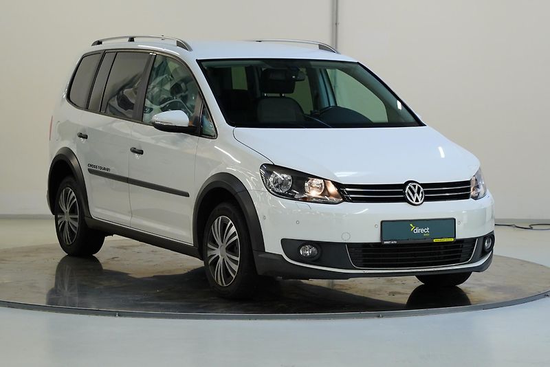 Volkswagen Touran - fotka 4 z 6