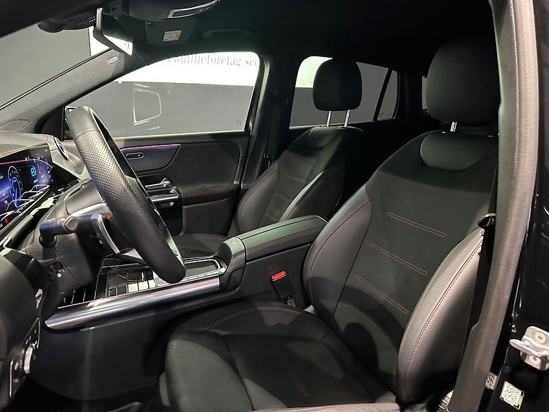 Mercedes-Benz EQA 300 4M AMG Advanced DISTRO - fotka 9 z 12