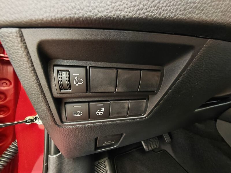 Toyota Yaris 1.5 Hybrid Style - fotka 20 z 29