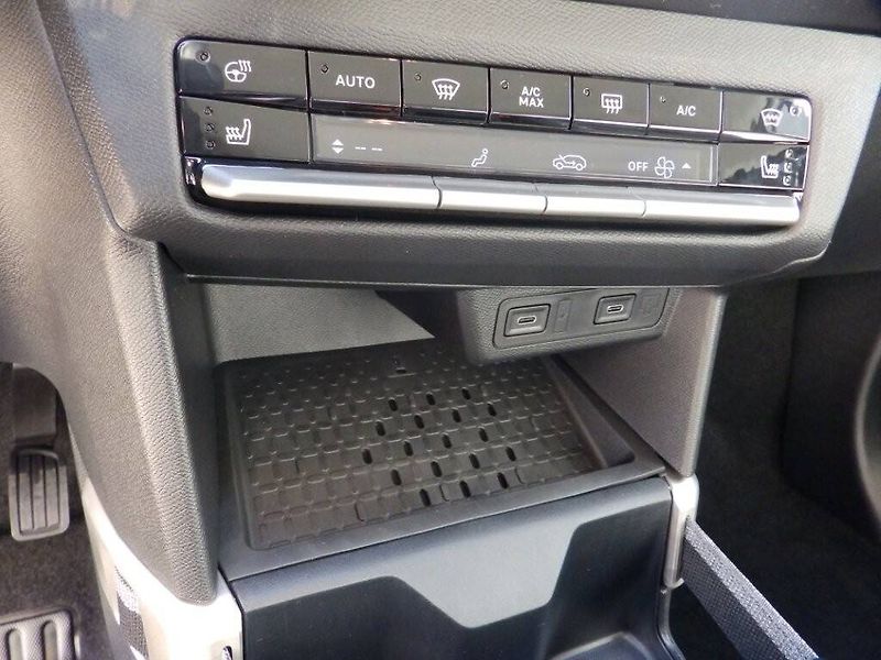 Opel Frontera (2026) Edition Hybrid 1.2 TURBO - fotka 29 z 30