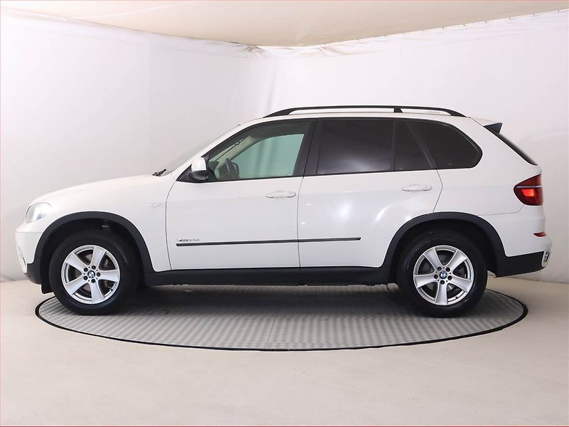 BMW X5 (2013) xDrive30d, 4X4, Automat - fotka 3 z 20