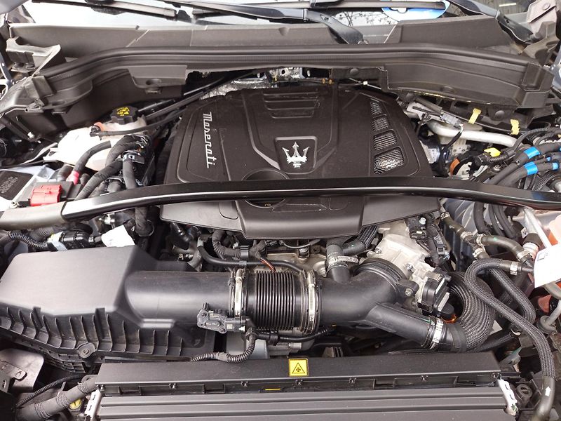 Maserati Grecale (2022) GT, hybrid, rezervováno - fotka 24 z 24