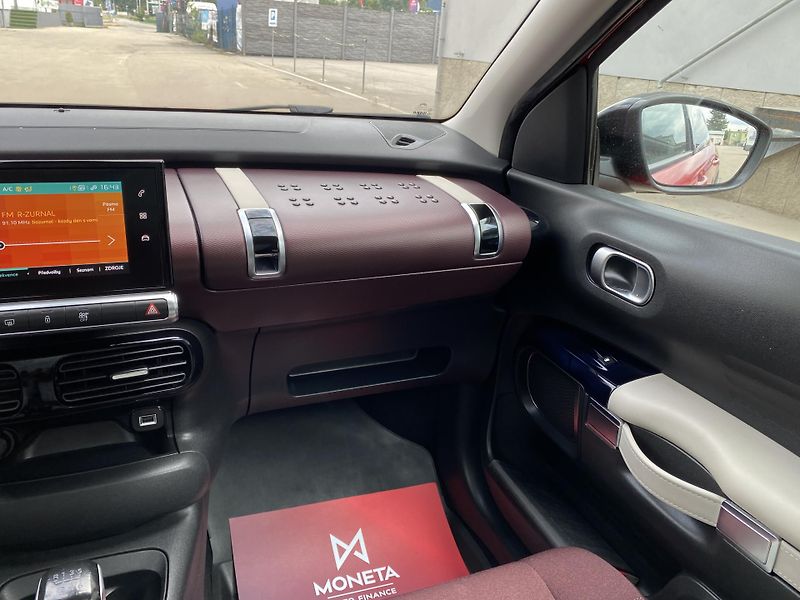 Citroën C4 Cactus (2019) 1,2 - PT - Panorama - fotka 23 z 48