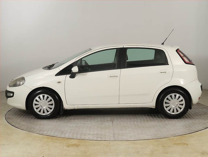 Fiat Punto Evo (2010) 1.2, nová STK, jezdí dobře - fotka 3 z 15