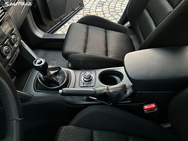 Mazda CX-5 Skyactiv AWD - fotka 24 z 32