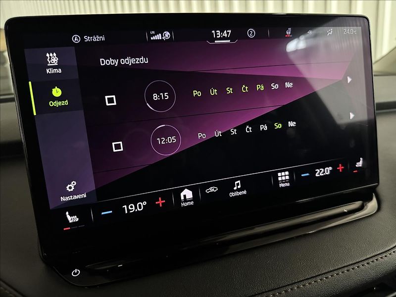 Škoda Enyaq IV80 DCC SUITE TAŽNÉ MATRIX - fotka 28 z 47