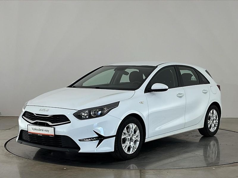 Kia Ceed Hatchback - fotka 1 z 29