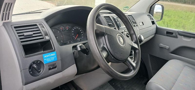 Volkswagen Transporter 1.9 TDI L2 H2 9míst LONG  - fotka 20 z 32