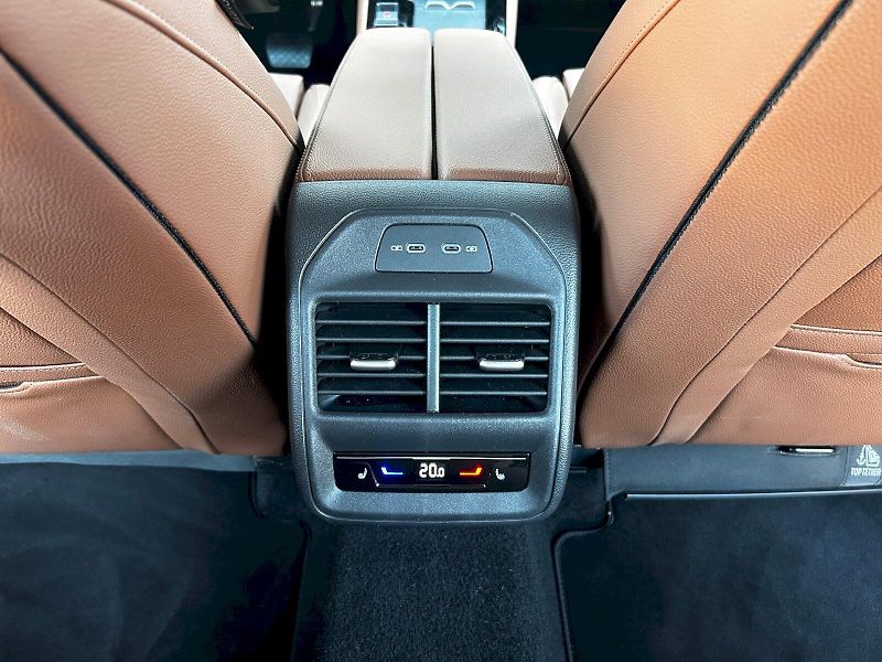Škoda Superb (2026) 2.0 TDI 142kW 4x4 DSG L&K - fotka 29 z 35