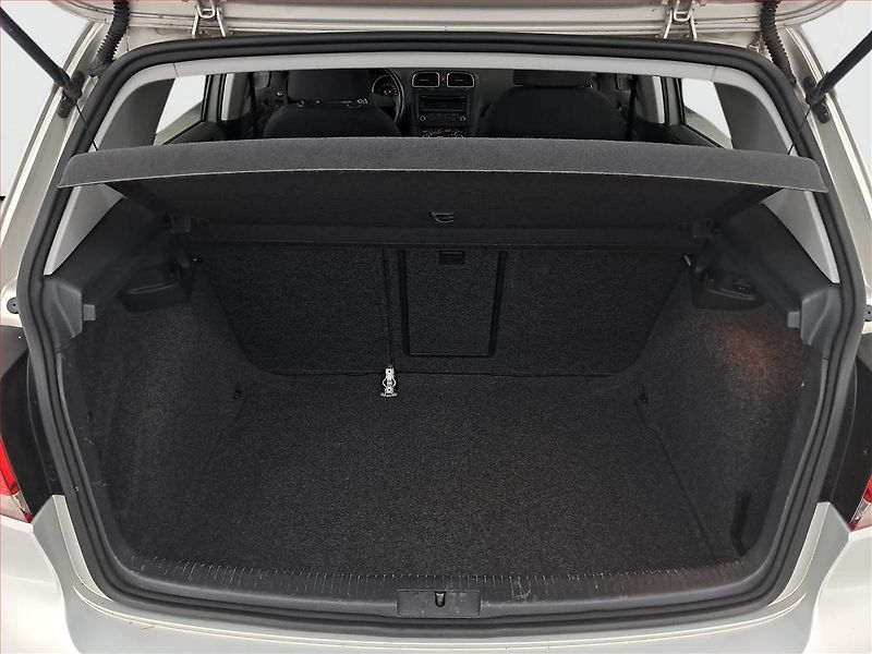 Volkswagen Golf (2012) Comfortline 1.2 TSI, Tempomat - fotka 14 z 16
