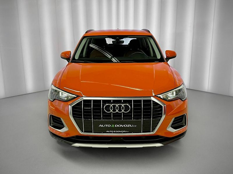 Audi Q3 2.0TDI QUATTRO S-TRONIC, LED, - fotka 3 z 23