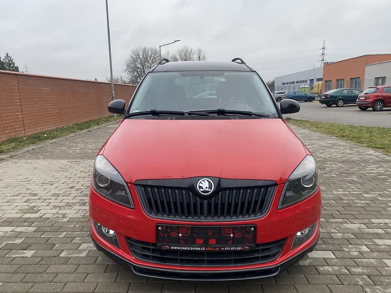 Škoda Roomster (2014) 1.2TSi MODEL NOIRE - fotka 8 z 65