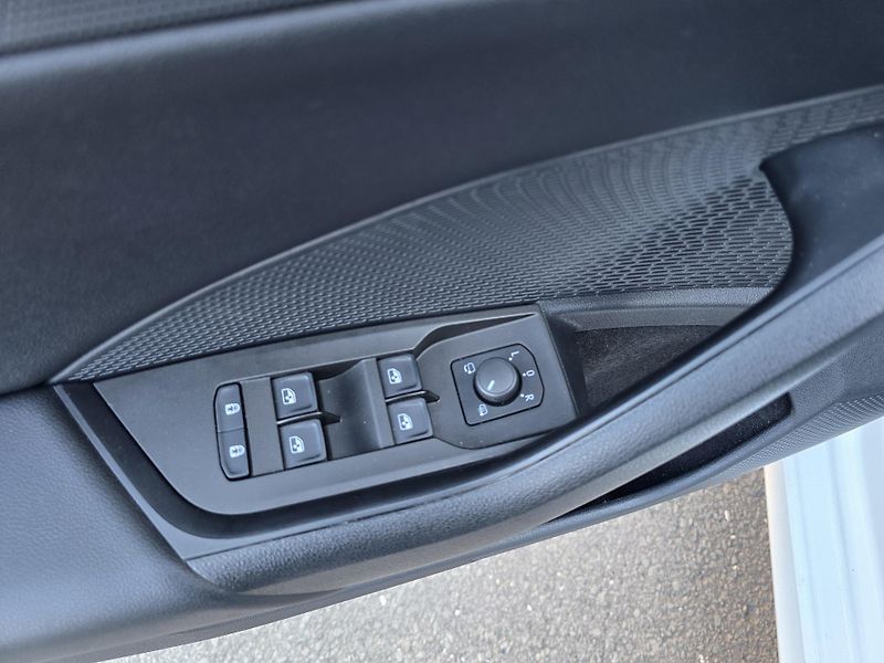 Škoda Octavia (2022) 2,0TDI DSG STYLE 1.Maj. ČR DPH - fotka 23 z 43