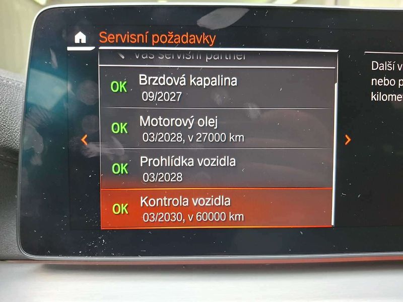 BMW Řada 5 530d xDrive AT Touring - fotka 70 z 71