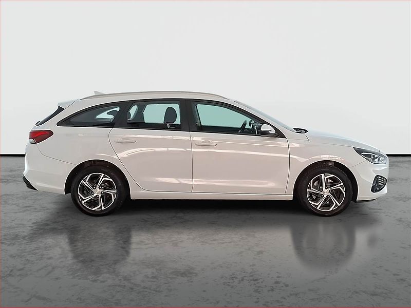 Hyundai i30 (2020) 1.5 DPI, Serv.kniha, Tempomat - fotka 6 z 18