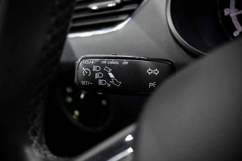 Škoda Octavia 3 FL Combi 1.4 TSI 110 kW - fotka 23 z 35