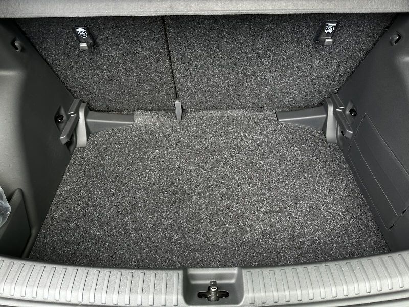 Škoda Fabia 1.0TSi DSG 116PS LED V.Cockpit - fotka 24 z 24