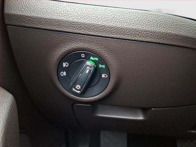 Škoda Superb (2016) Laurin&Klement 2.0 TDI, 4X4 - fotka 21 z 25