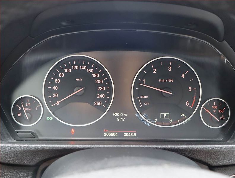 BMW Řada 3 (2013) Modern Line 320d GT, Automat - fotka 11 z 26