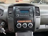 Nissan Navara 2,5 dCi 140kW,Hardtop,po servi - náhled 13
