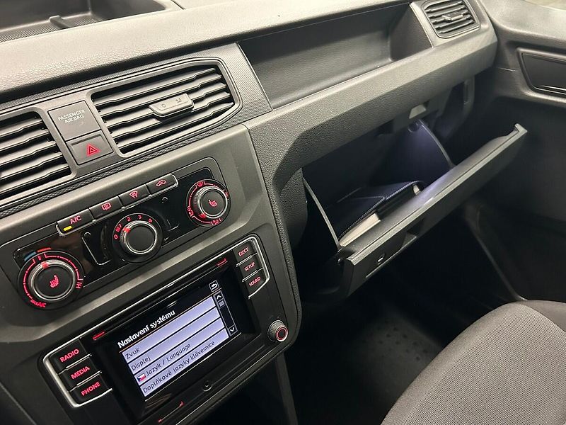 Volkswagen Caddy (2020) 1.4TGI CNG Maxi | Záruka - fotka 35 z 53