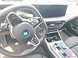 BMW Řada 3 330d xDrive Touring - náhled 10