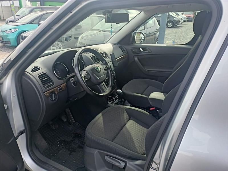 Škoda Yeti 2,0   2.0 TDI 4x4 - fotka 6 z 12
