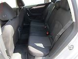 Volkswagen Passat (2011) 1.6 TDi, AC, tempo, park - náhled 10