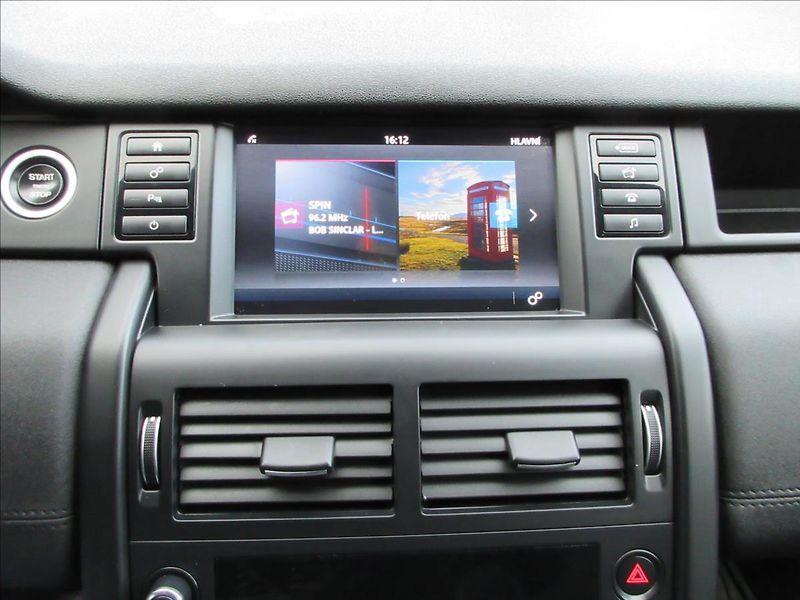 Land Rover Discovery Sport 2,0 TD4 110Kw, AWD, Nové v ČR - fotka 20 z 31