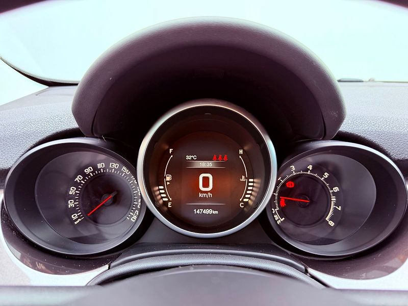 Fiat 500X 1.4 MultiAir Turbo, ČR - fotka 18 z 25