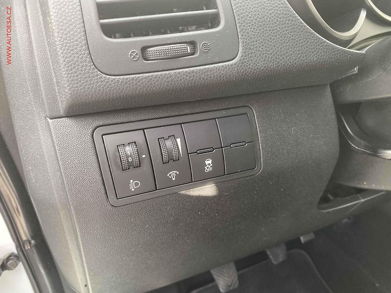 Kia Venga (2018) 1.4 CVVT, Attract - fotka 15 z 16