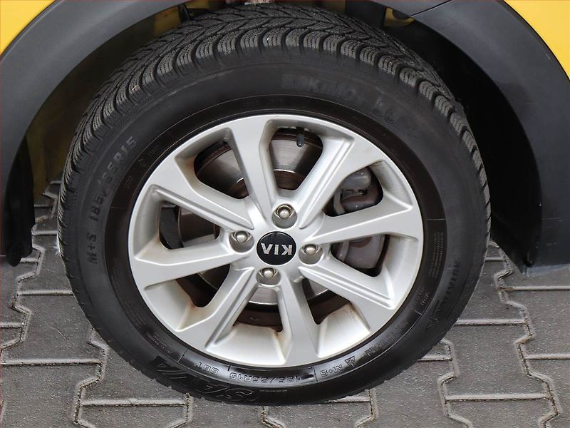 Kia Stonic (2019) 1.4 CVVT, Serv.kniha, Tempomat - fotka 14 z 20