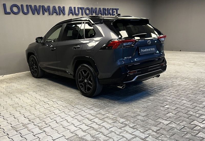 Toyota RAV4 2,5 Hybrid AT AWD GR SPORT - fotka 19 z 20