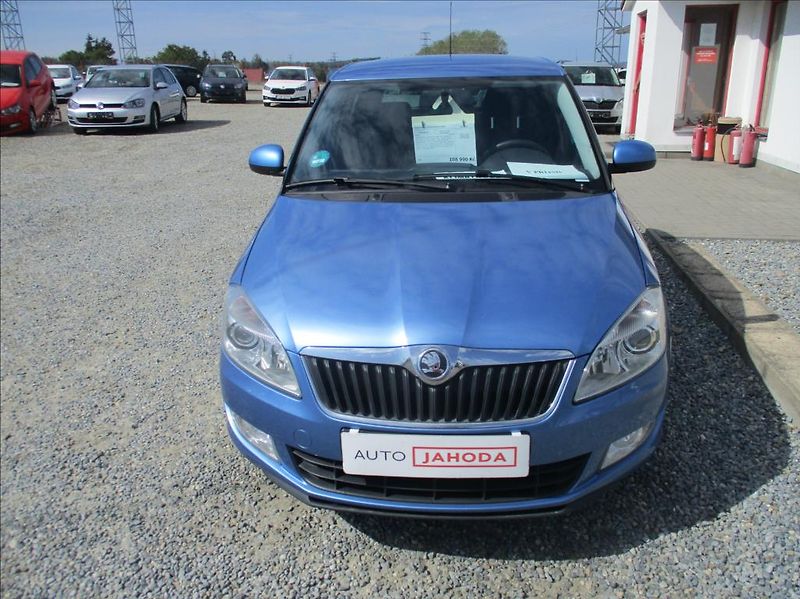 Škoda Fabia 1,2 TSI,aut.klima,serv.kniha, - fotka 2 z 36