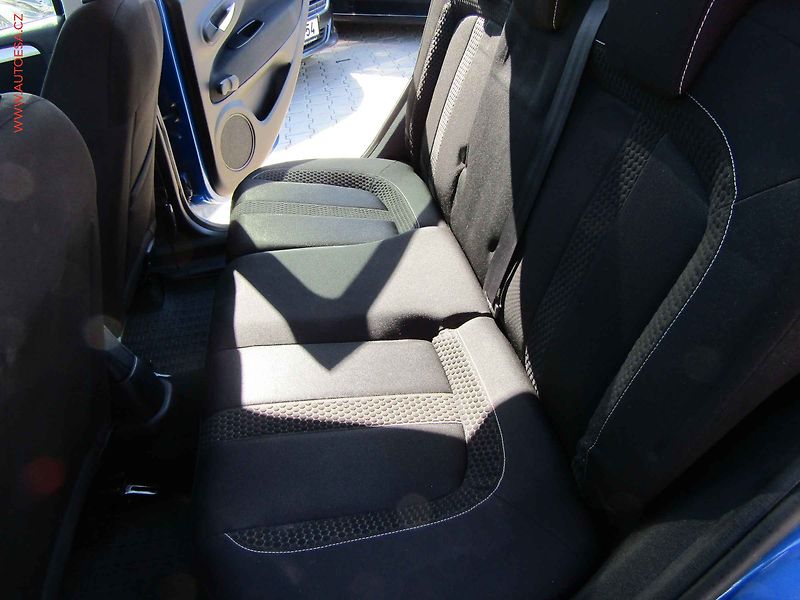 Fiat Punto Evo (2010) 1.4T, AC, výhřev sed - fotka 9 z 20