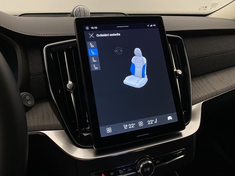 Volvo XC90 T8 AWD PLUG-IN ULTIMATE BRIGHT - fotka 71 z 74