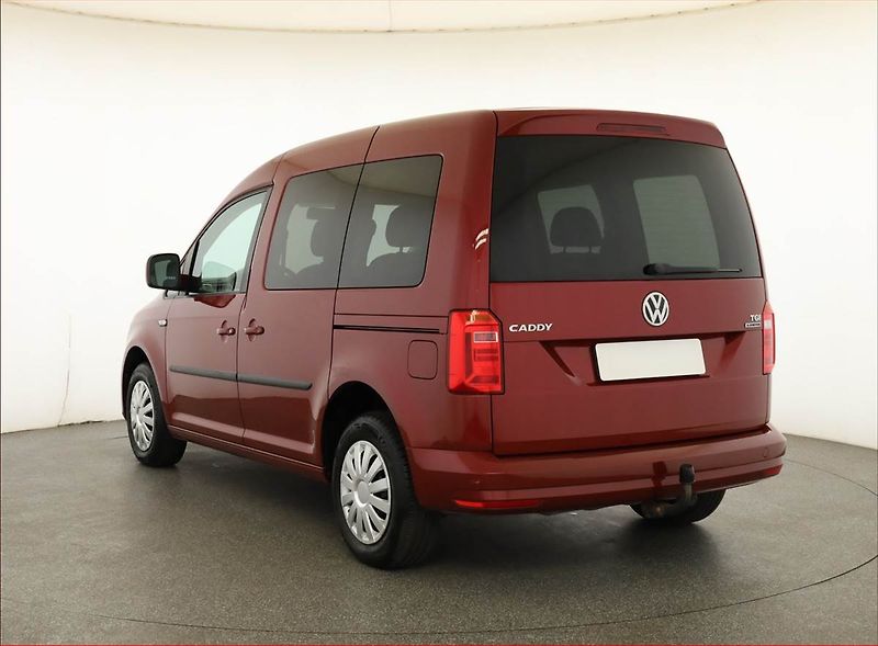 Volkswagen Caddy (2017) 1.4 TGI CNG, 5Míst, ČR - fotka 4 z 17