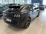 Ford Mustang Mach-E (2023) Premium 351k 99 kWh 5D - náhled 4