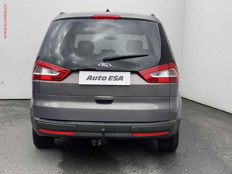 Ford Galaxy (2013) 2.0 TDCi, Champions, navi - fotka 5 z 19