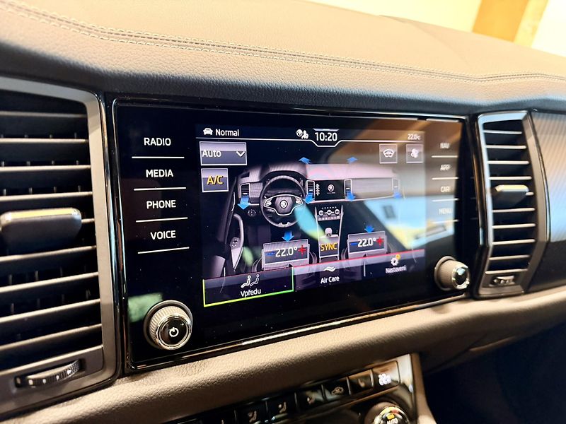 Škoda Kodiaq 2.0 TDi 147 Kw DSG Sportline - fotka 13 z 31
