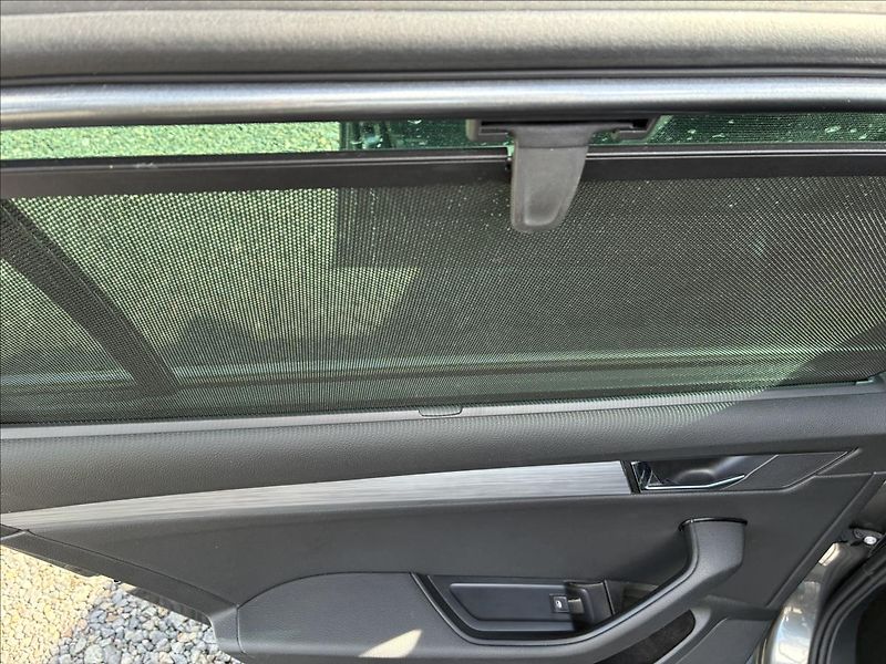 Škoda Superb 2,0 TAŽNÉ,WEBASTO,EL.KUFR - fotka 12 z 35